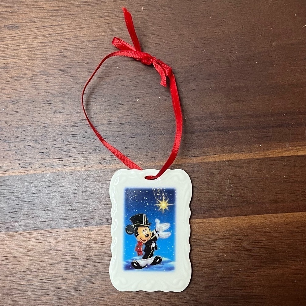 Vintage 2001 Disney Mickey’s Magical Christmas Ornament Ceramic Tag Red Ribbon